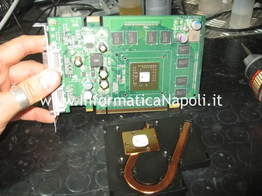 come riparare NVIDIA GeForce 7300 GT 256MB MacPro A1186 EMC 2113