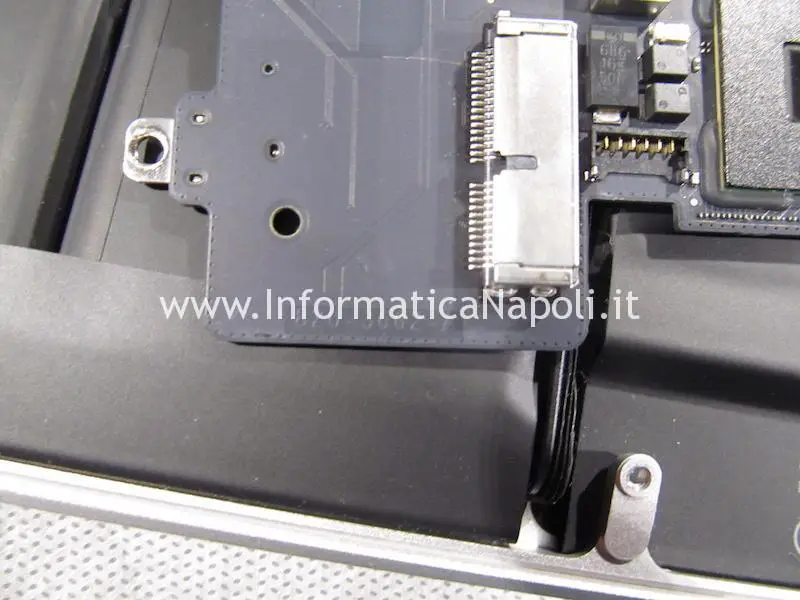 problema richiesta codice EFI BIOS MacBook Pro retina 15 A1398 2012 | 2013 | 2014 | 2015 820-3662-A