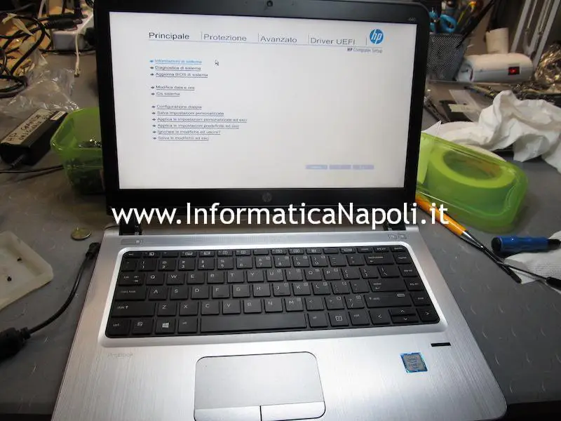 HP ProBook 440 G3 riparato si accende