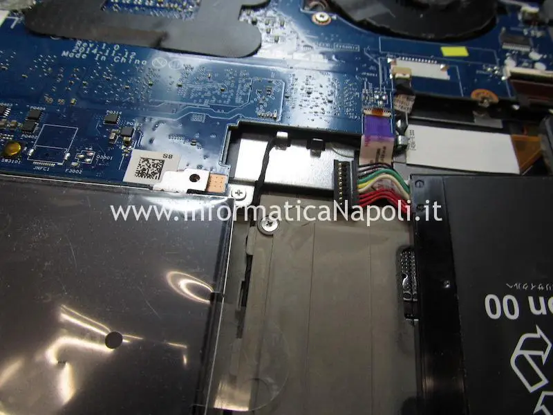 staccare batteria Lenovo ThinkPad Yoga 12 Business Ultrabook SL10G59249 ZIPS3 LA-A342P