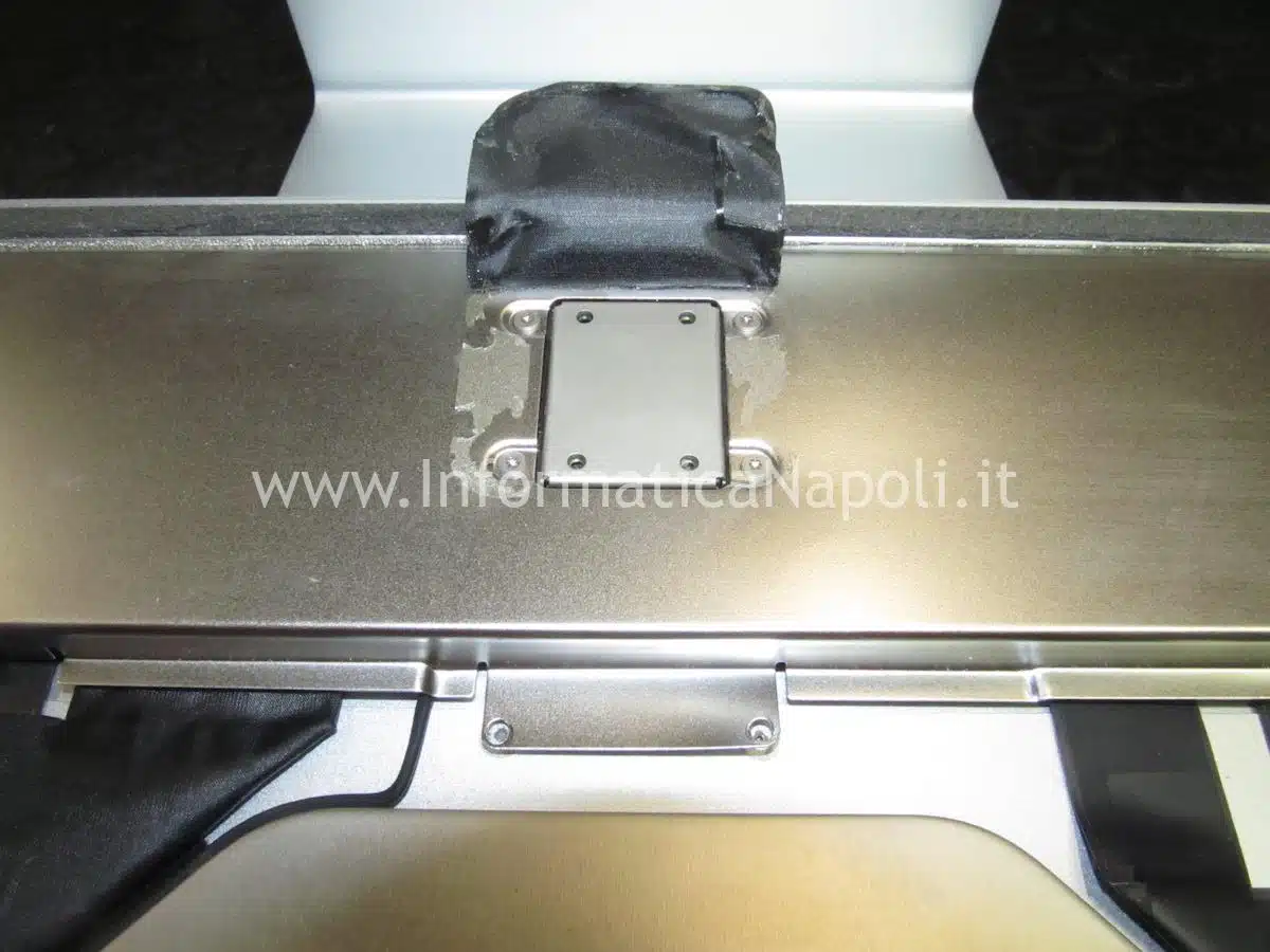 assistenza scheda logica 820-02009 Apple iMac 24 M1 2021 M3 2023 A2439 A2438 A2874 A2873