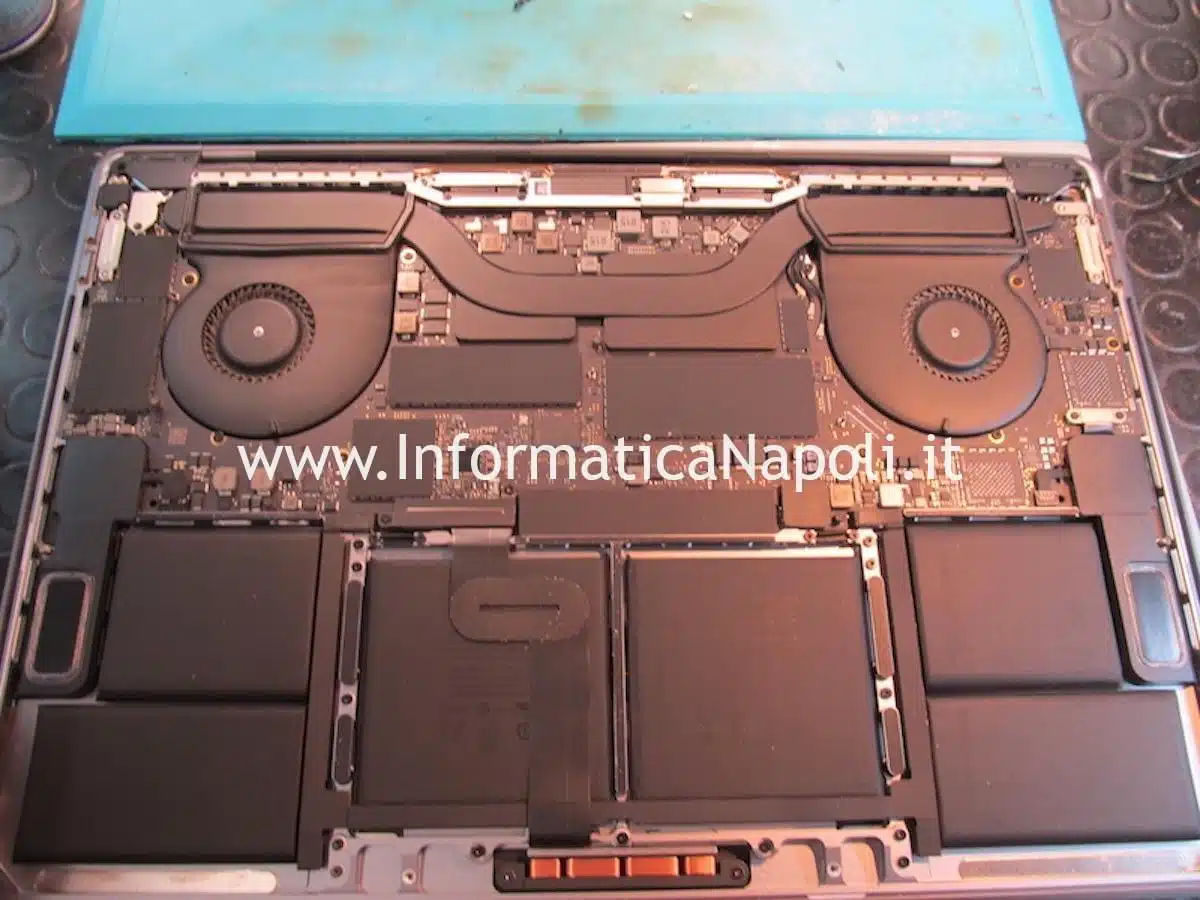 Problema scheda madre reballing Apple MacBook Pro 15 A1990 2018 2019 820-01041-A 820-01041-07