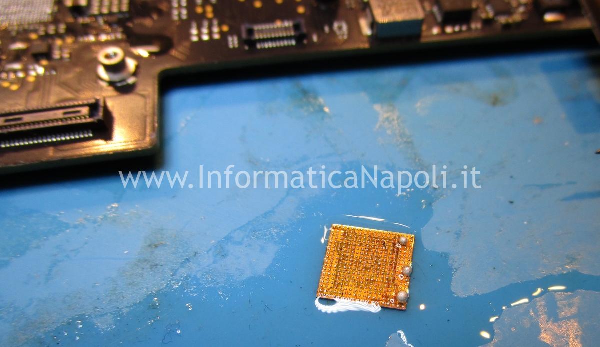 riparazione Assistenza Apple MacBook Pro 16 A2141 820-01700 che non si accende sostituzione U7800 chip PMIC