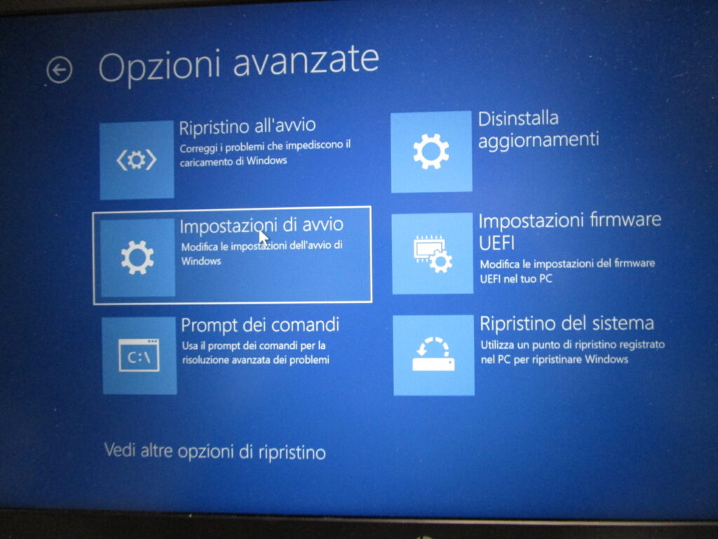 Artefatti grafici e anomalie schermo su HP Pavilion 15-eg3023nl