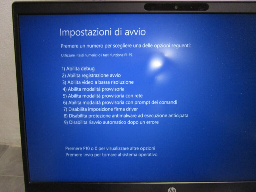 Artefatti grafici e anomalie schermo su HP Pavilion 15-eg3023nl