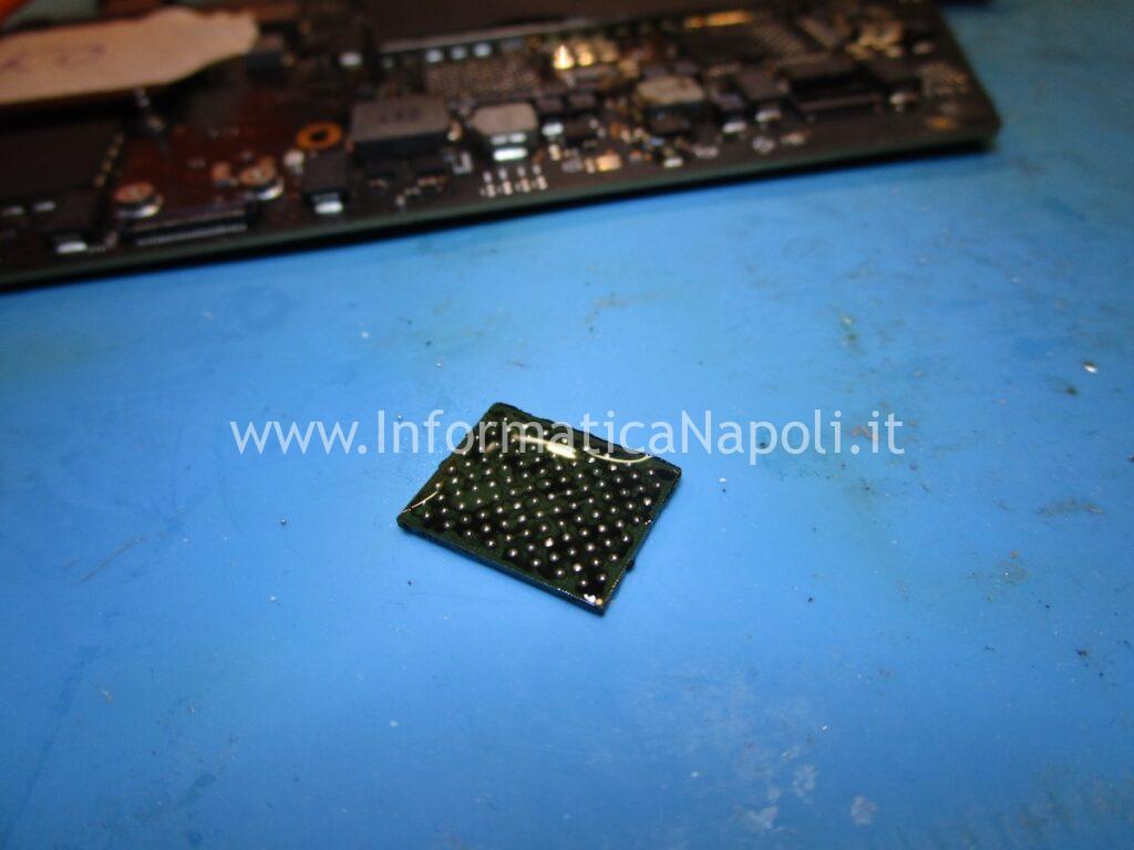 come sostituire chip SSD nand memoria flash MacBook Pro 13 2019 A2159 820-01598-A