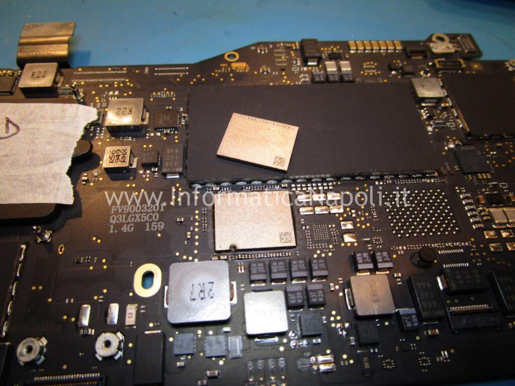 come riparare chip SSD nand memoria flash MacBook Pro 13 2019 A2159 820-01598-A