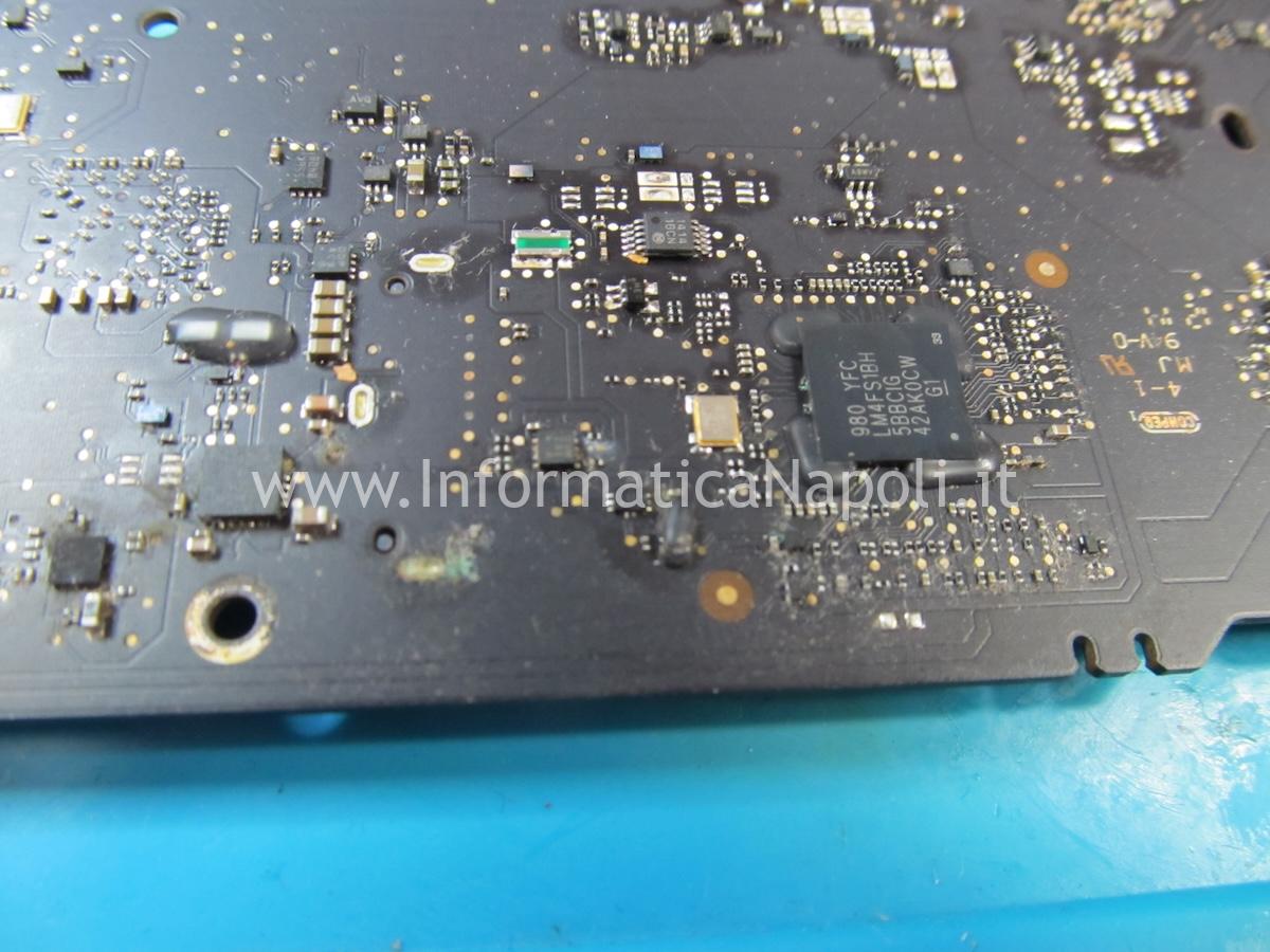 danni da ossidazione assistenza apple macbook air A1466 anno 2013 2014 2015 2017 820-3023-A | 820-2823-A | 820-3209-A | 820-00165-A